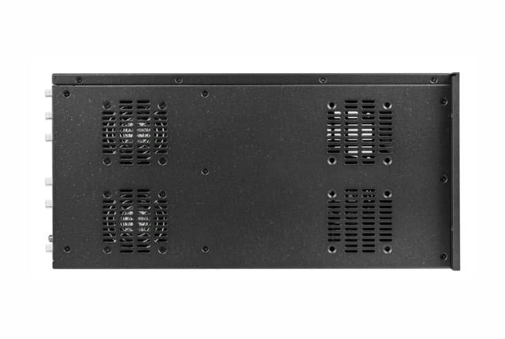  Фото шасси модульного матричного коммутатора intrend itmms-16x16 - фото 5